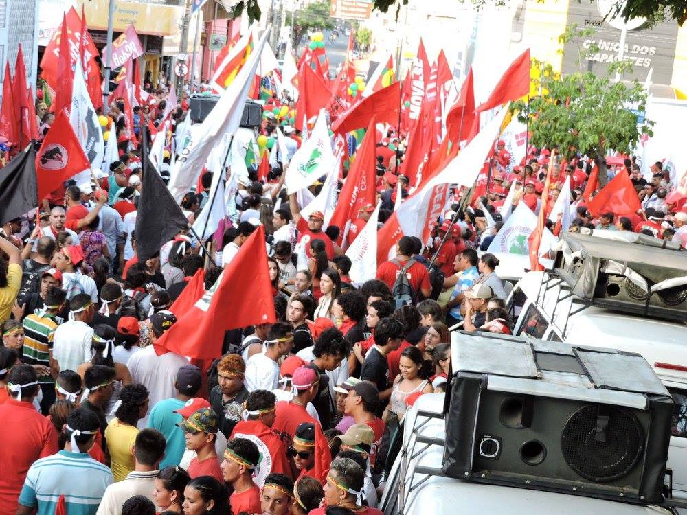 No Dia Nacional Contra o Impeachment, o Ajuste Fiscal e pelo Fora Cunha (16 de dezembro de 2015), mais de 15 mil pessoas ganharam as ruas de Fortaleza para gritar ‪#‎EsseImpeachmentÉGolpe‬‬!