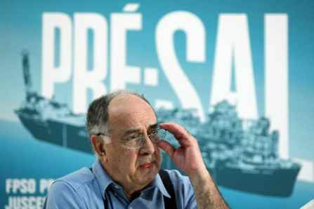 Só com a Petrobras na condição de operadora única do pré-sal o governo tem a propriedade do óleo e do gás, alerta Estrella (Foto: Wilton Junior/Estadão Conteúdo)