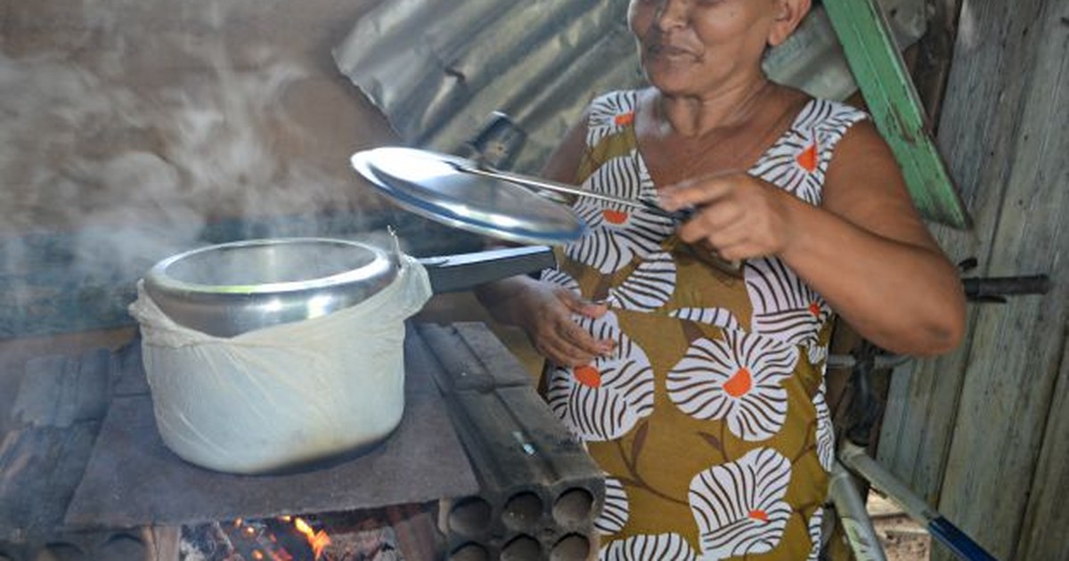 Gás de cozinha e combustíveis aumentaram três vezes mais do que a ...