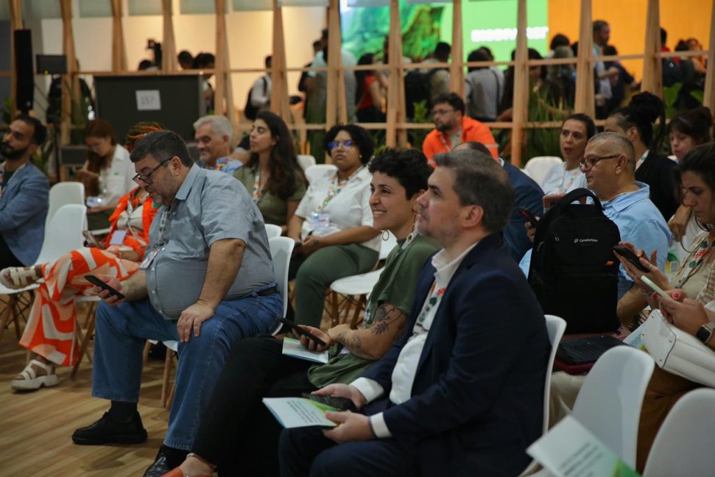 WhatsApp Image 2025-11-13 at 20.28.20 (1) WhatsApp Image 2025-11-13 at 20.28.20 (1)