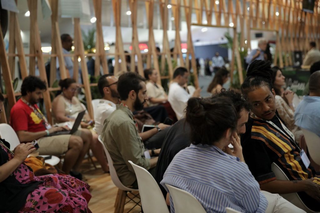 WhatsApp Image 2025-11-13 at 20.28.21 (2) WhatsApp Image 2025-11-13 at 20.28.21 (2)